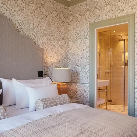 Hotel Henriks 4*